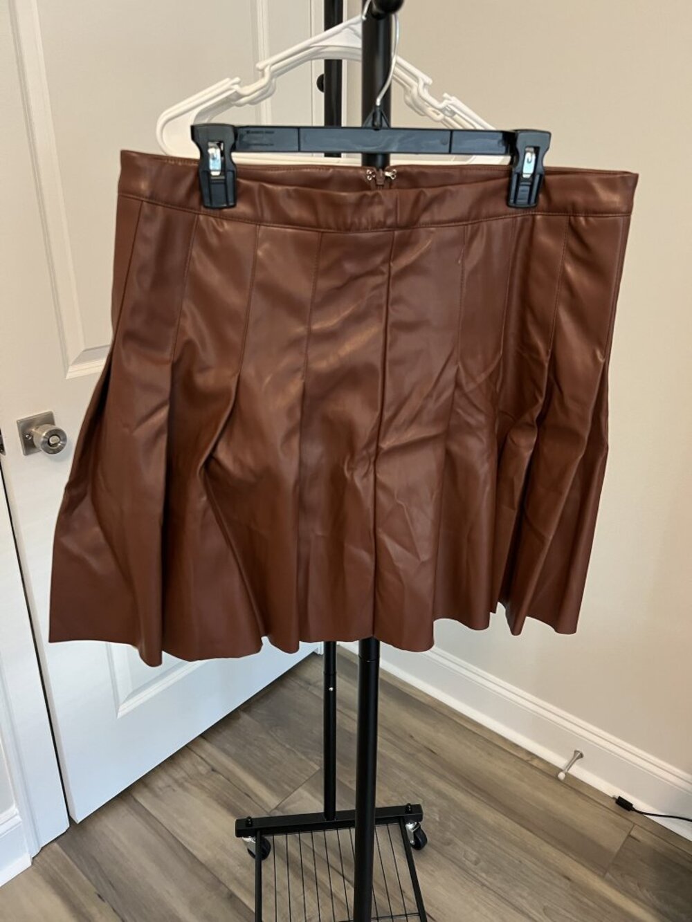 Faux Leather Pleated Mini Skirt (XL)